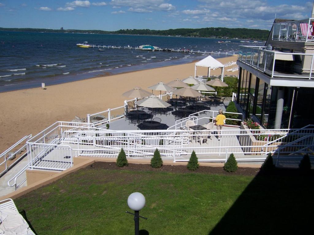 Pinestead Reef Resort Traverse City Exterior foto