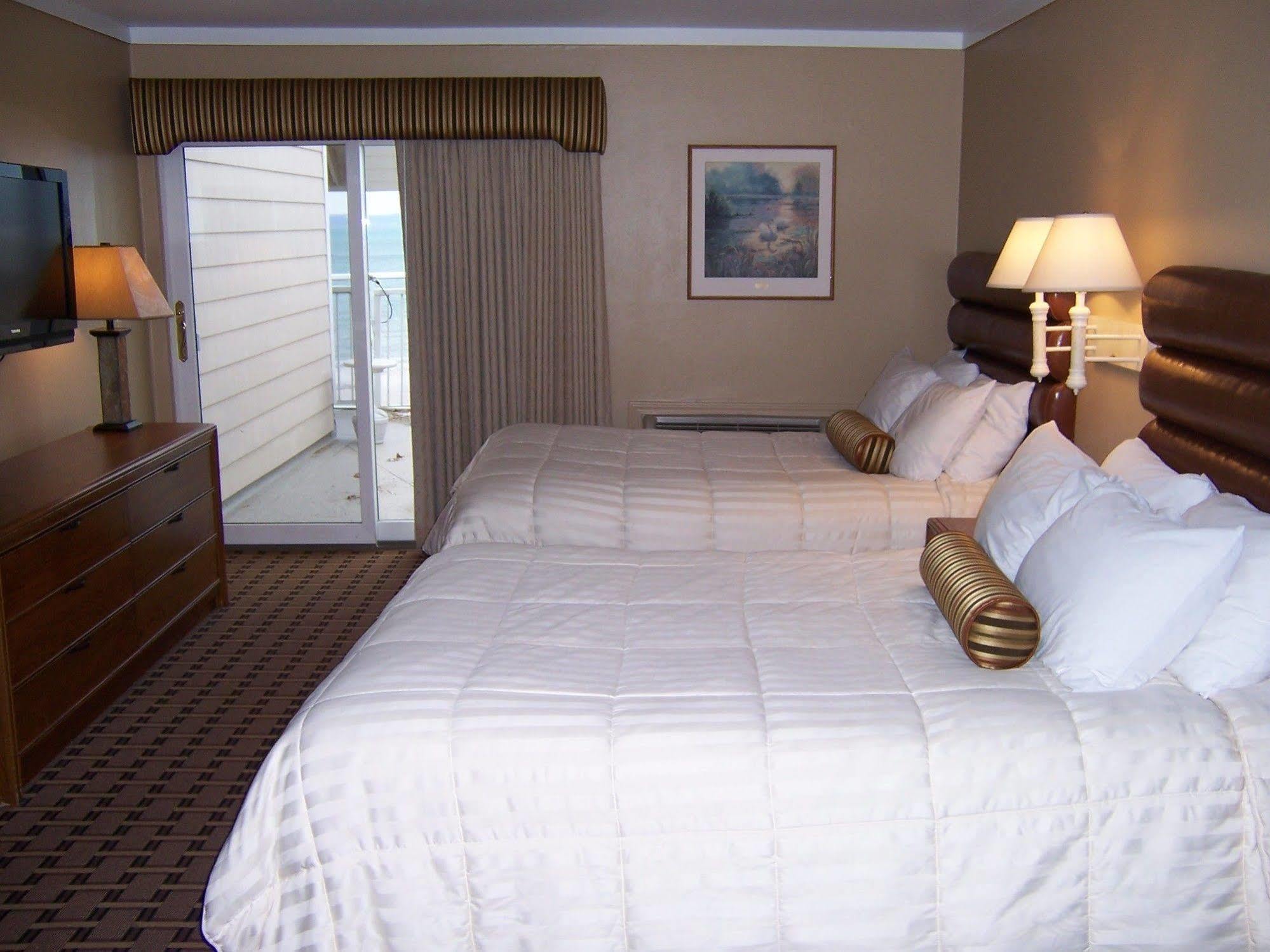 Pinestead Reef Resort Traverse City Exterior foto